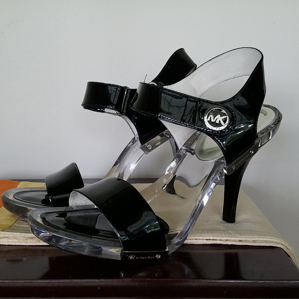 Black patent leather and acrylic heels - 7.5